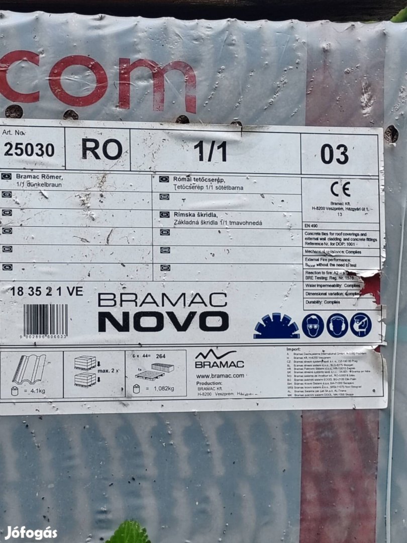 Eladó Bramac Novo tetőcserép 
