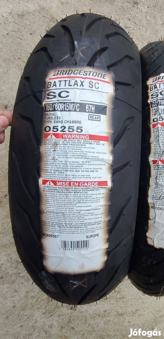 Eladó Bridgestone SC 160/60r15 robogó gumi