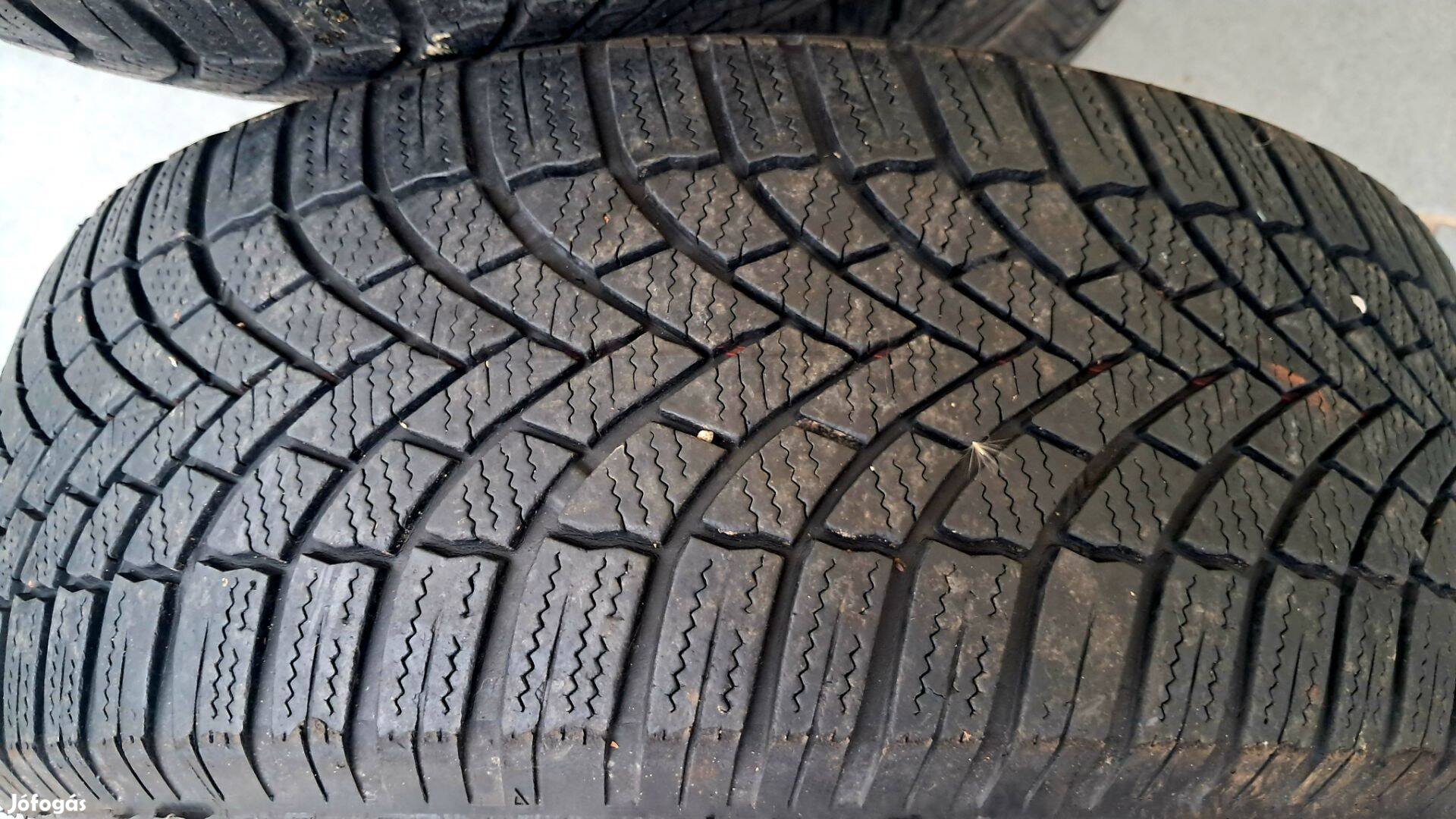 Eladó Bridgstone LM005 téligumi szett 205/55R16