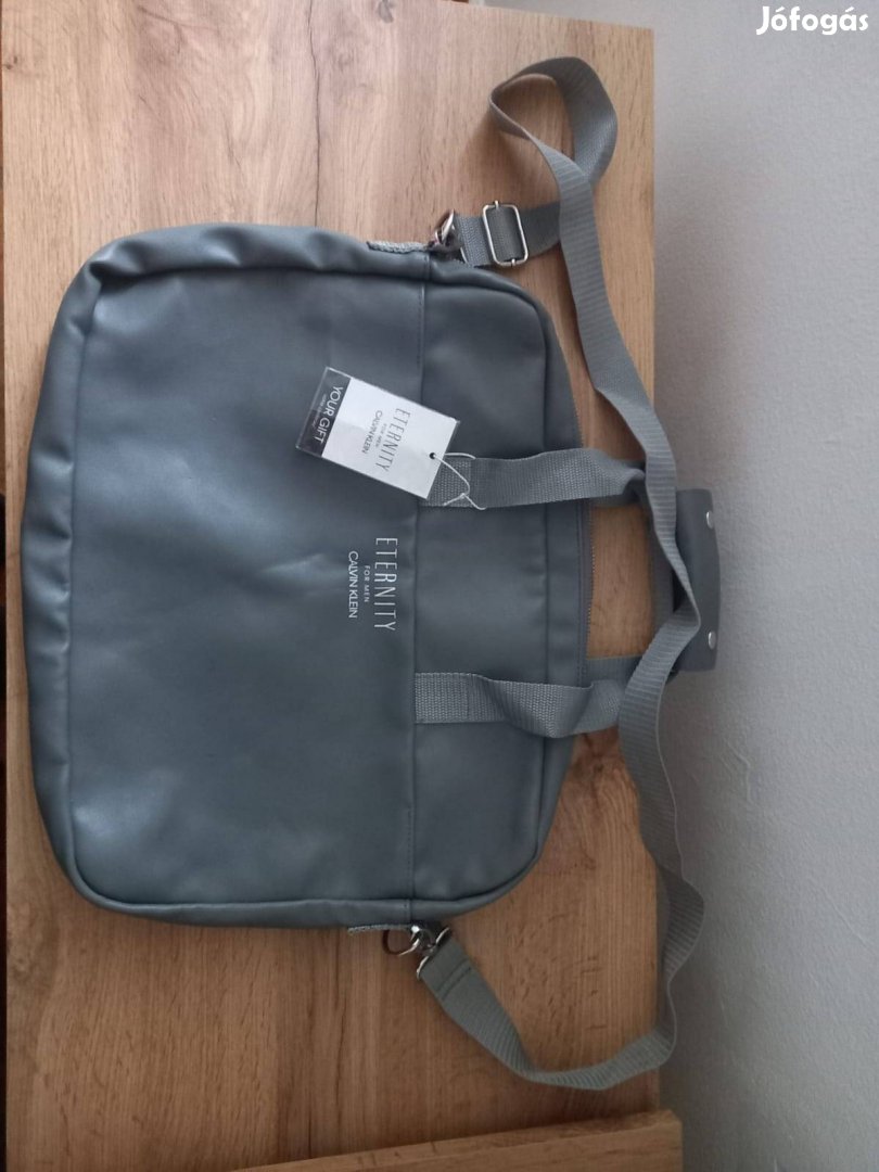 Eladó Calvin Klein laptop táska