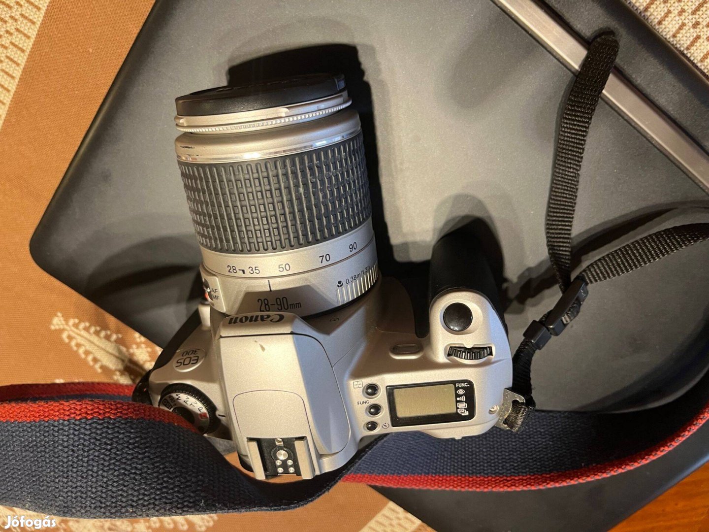 Eladó Canon EOS 300 tipusú fényképezőgép