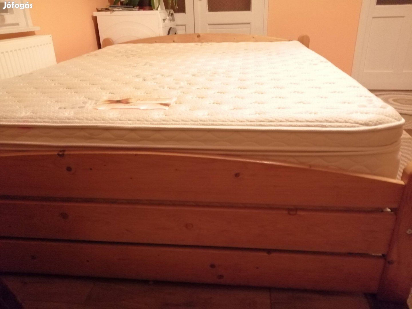 Eladó Cardo matracos fenyőfa keretes ágy 160 x 200 cm