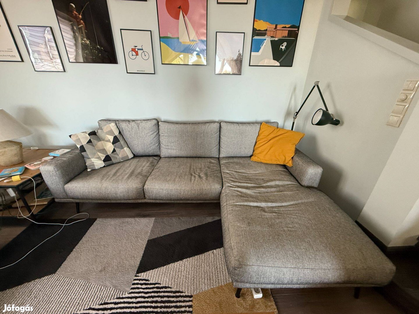 Eladó Carlton kanapé