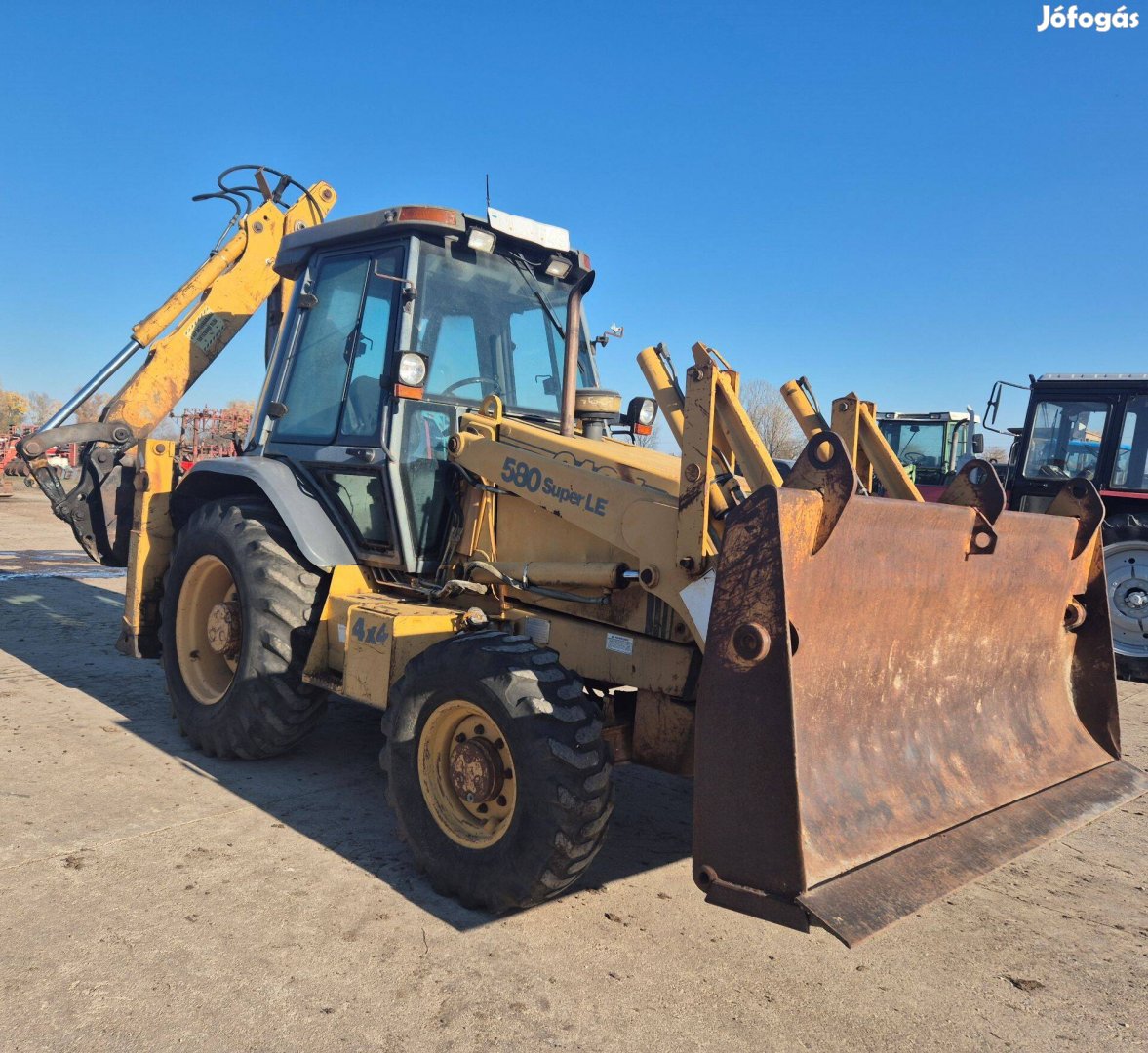 Eladó Case 580 SLE kotró-rakodógép