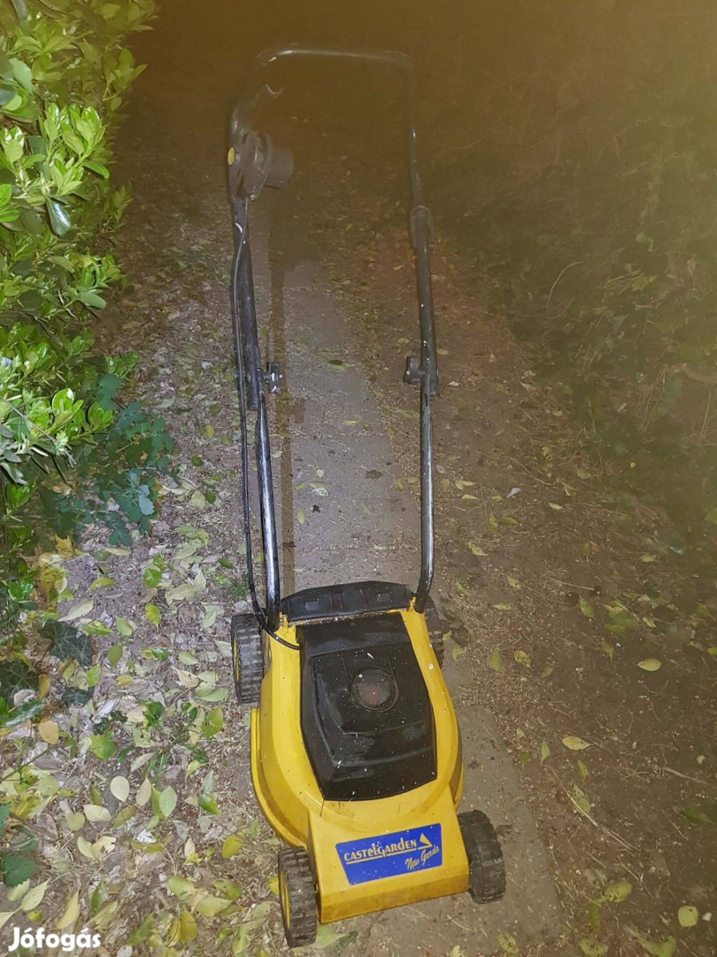 Eladó Castelgarden K350 elektromos fűnyíró 0,9kw