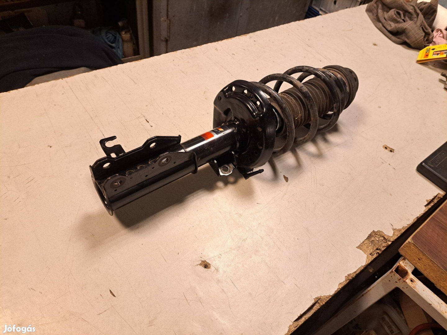 Eladó Chevrolet Cruze bal első gólyaláb újszerű lengéscsillapító