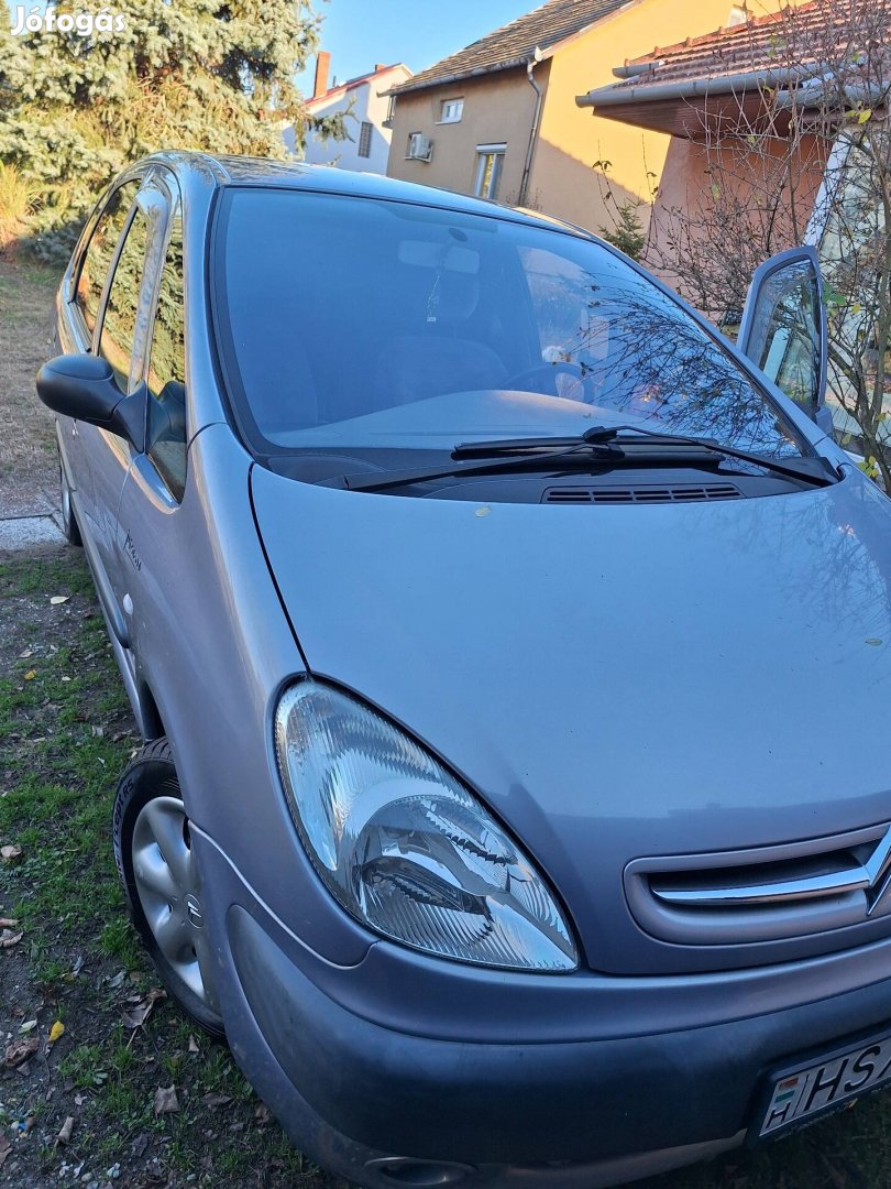 Eladó Citroën Xsara Picasso 1.6 i