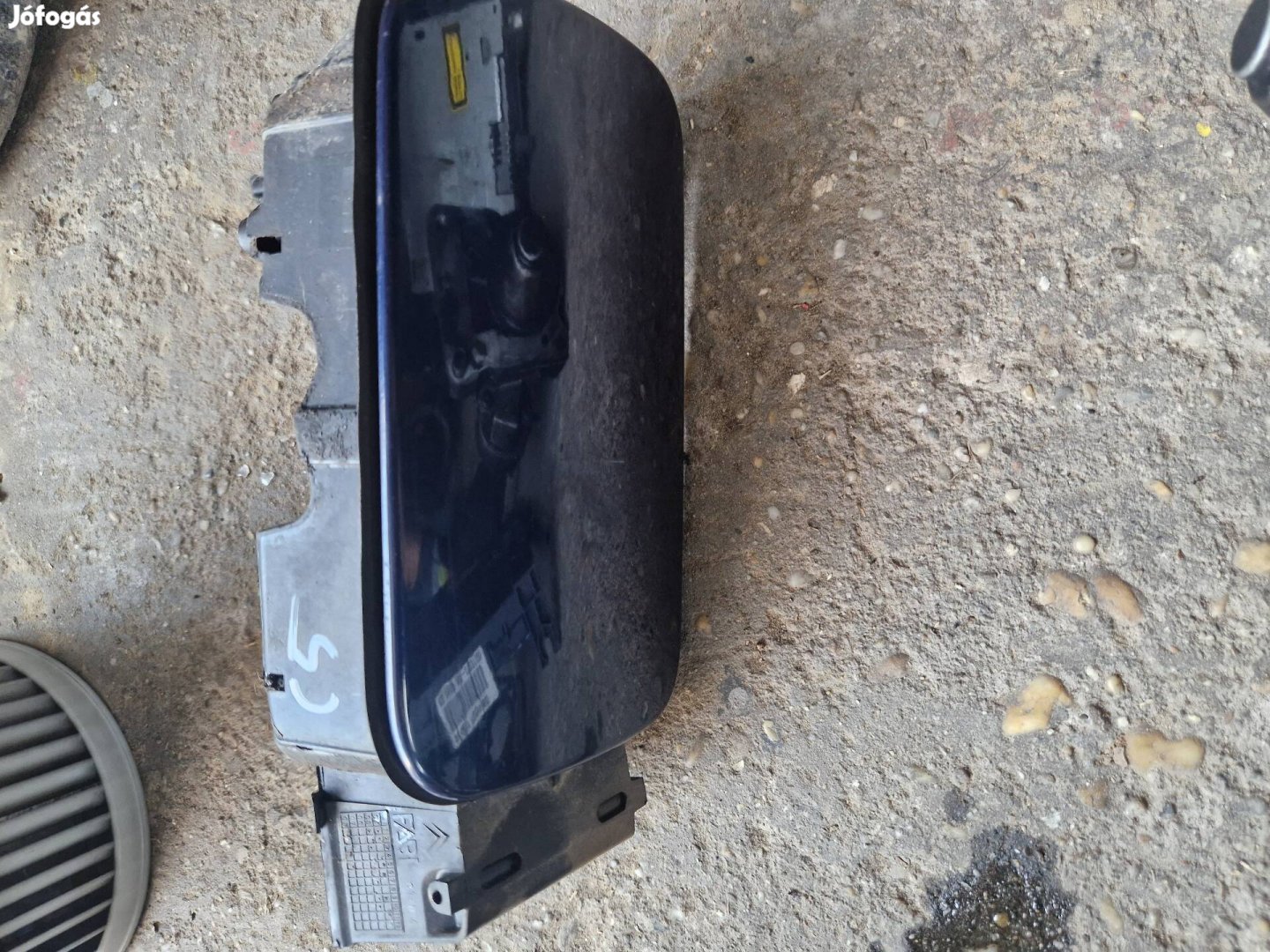 Eladó Citroen C5 2006-2011 Tank ajtó