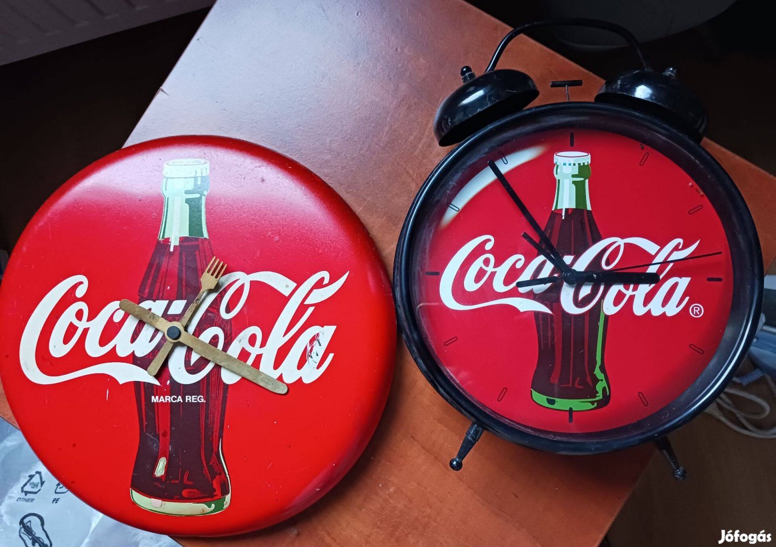 Eladó Coca Cola órák