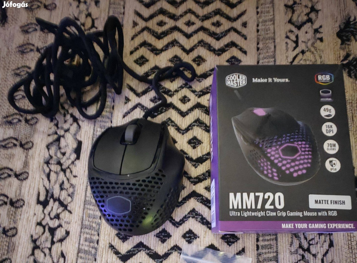 Eladó Cooler Master MM720 mastermouse, ultrakönnyű gamer egér