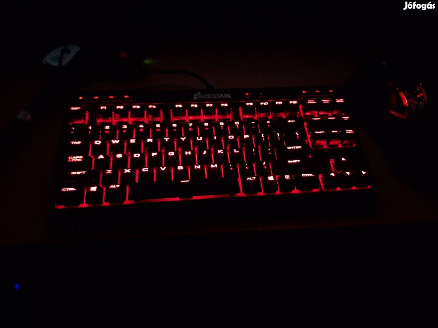 Eladó Corsair K63 gaming billentyűzet újszerű!