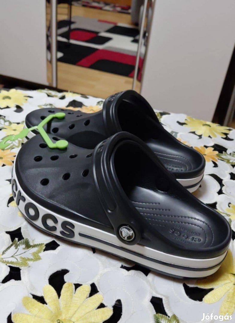 Eladó Crocs női papucs 37-38 méretezéssel