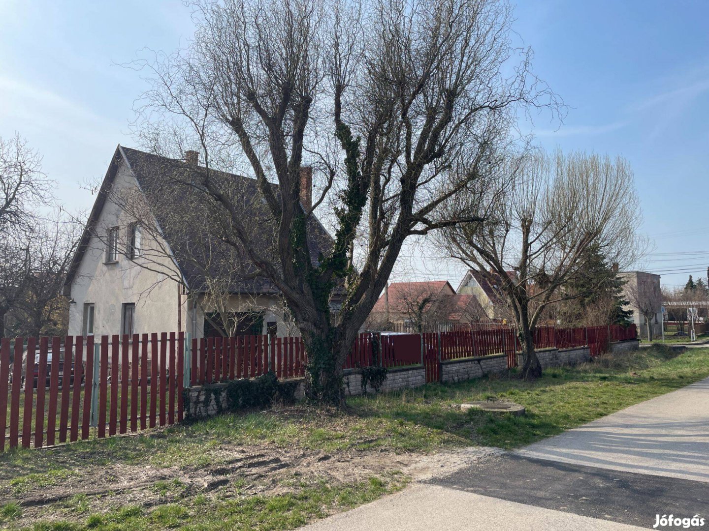Eladó Családi Ház Alsóörsön