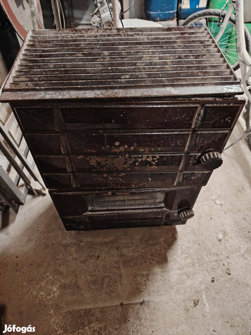 Eladó Cserép kályha