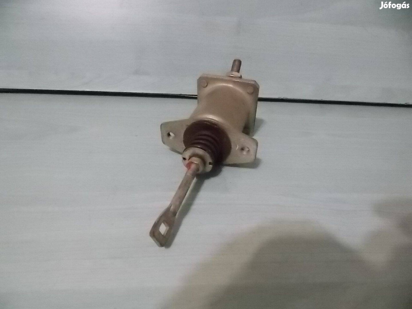 Eladó Csőrös IFA mágneskapcsoló új