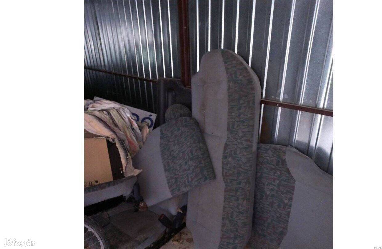 Eladó Daewoo lanos 1.5 ös Jobb és hátsó ülések