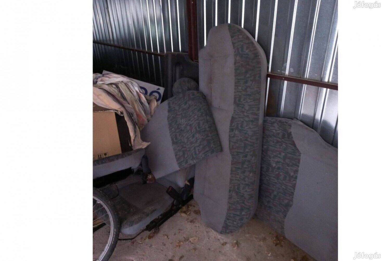Eladó Daewoo lanos 1.5 ös Jobb és hátsó ülések