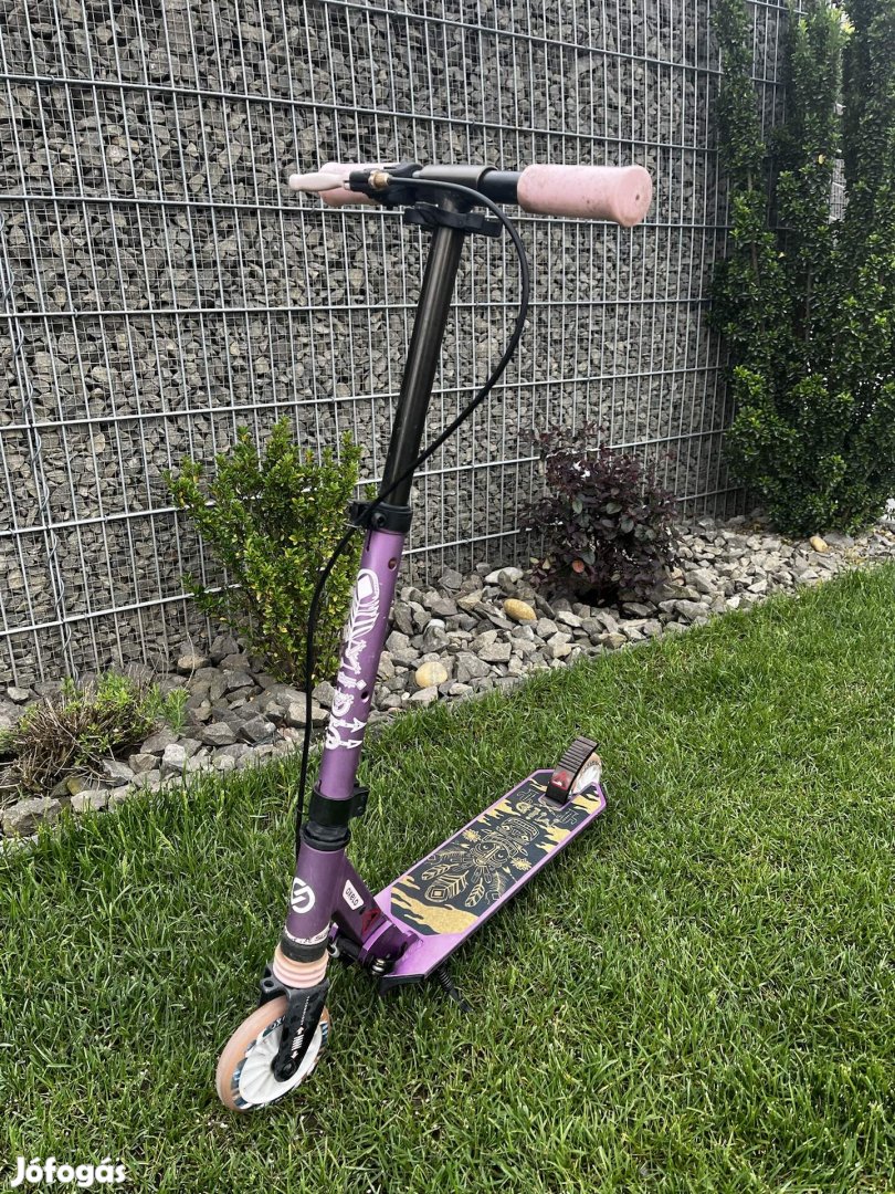 Eladó Dechatlonban vásárolt roller