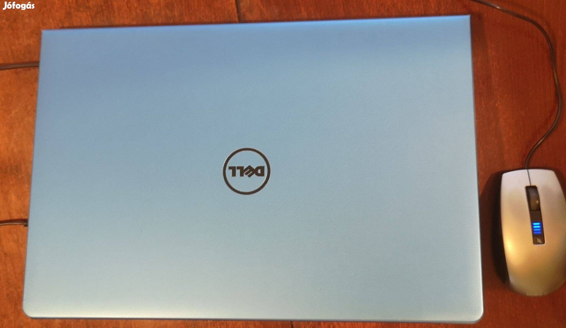 Eladó Dell 15 colos kisfogyasztású laptop, királykék színű, win10