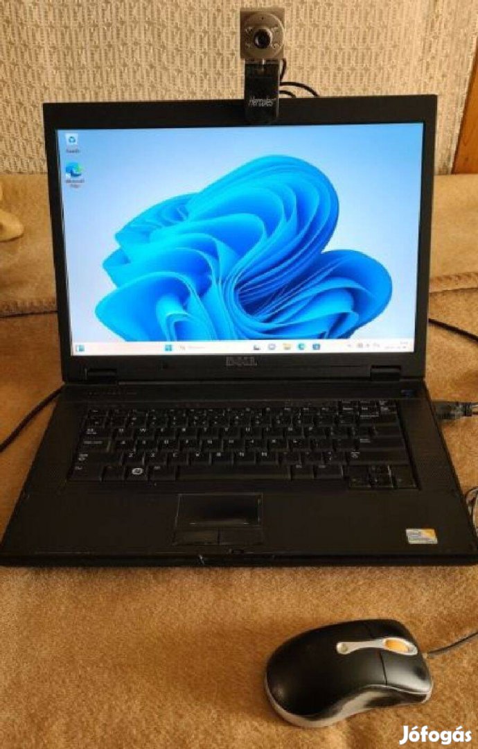 Eladó Dell fekete 15" üzleti (Latitude) notebook - laptop. Win 11