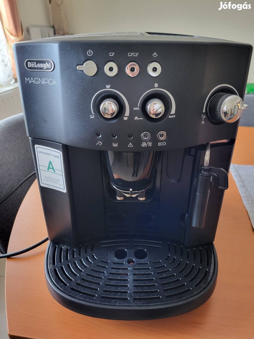 Eladó Delonghi Magnifica kávéfőző