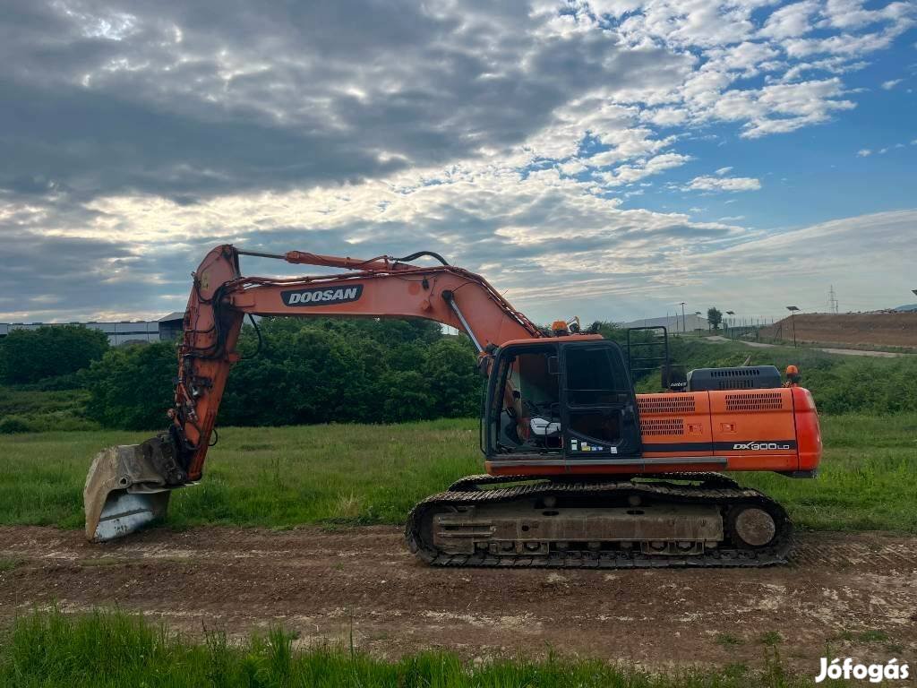 Eladó Doosan DX 300 LC