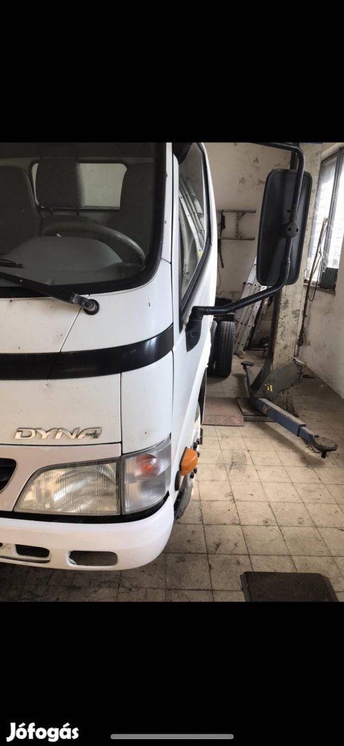 Elado Dyna alktreszek Toyota Dyna 100 150
