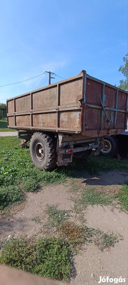 Eladó Eb 7 billenős pótkocsi!!