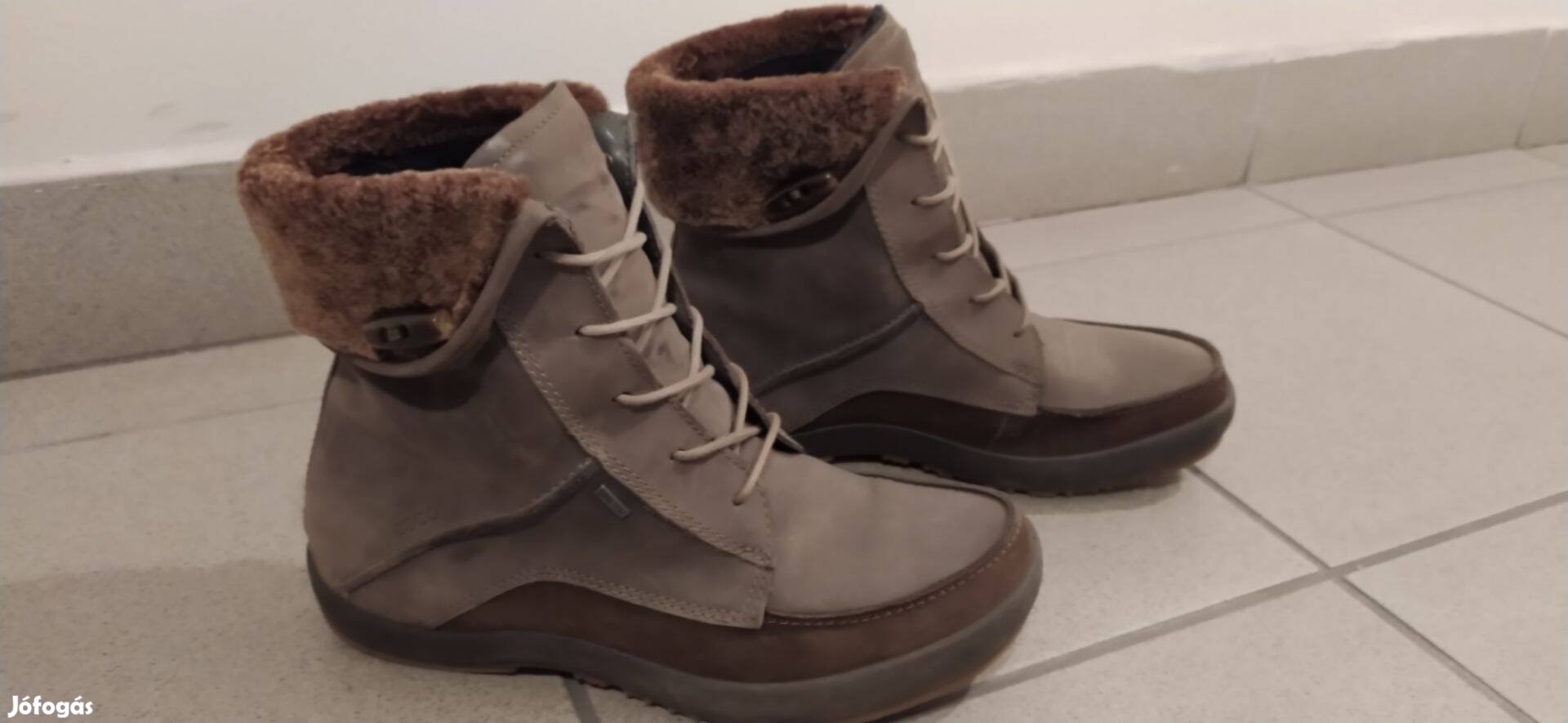 Eladó Ecco Bőr Gore-tex 39-es téli cipő