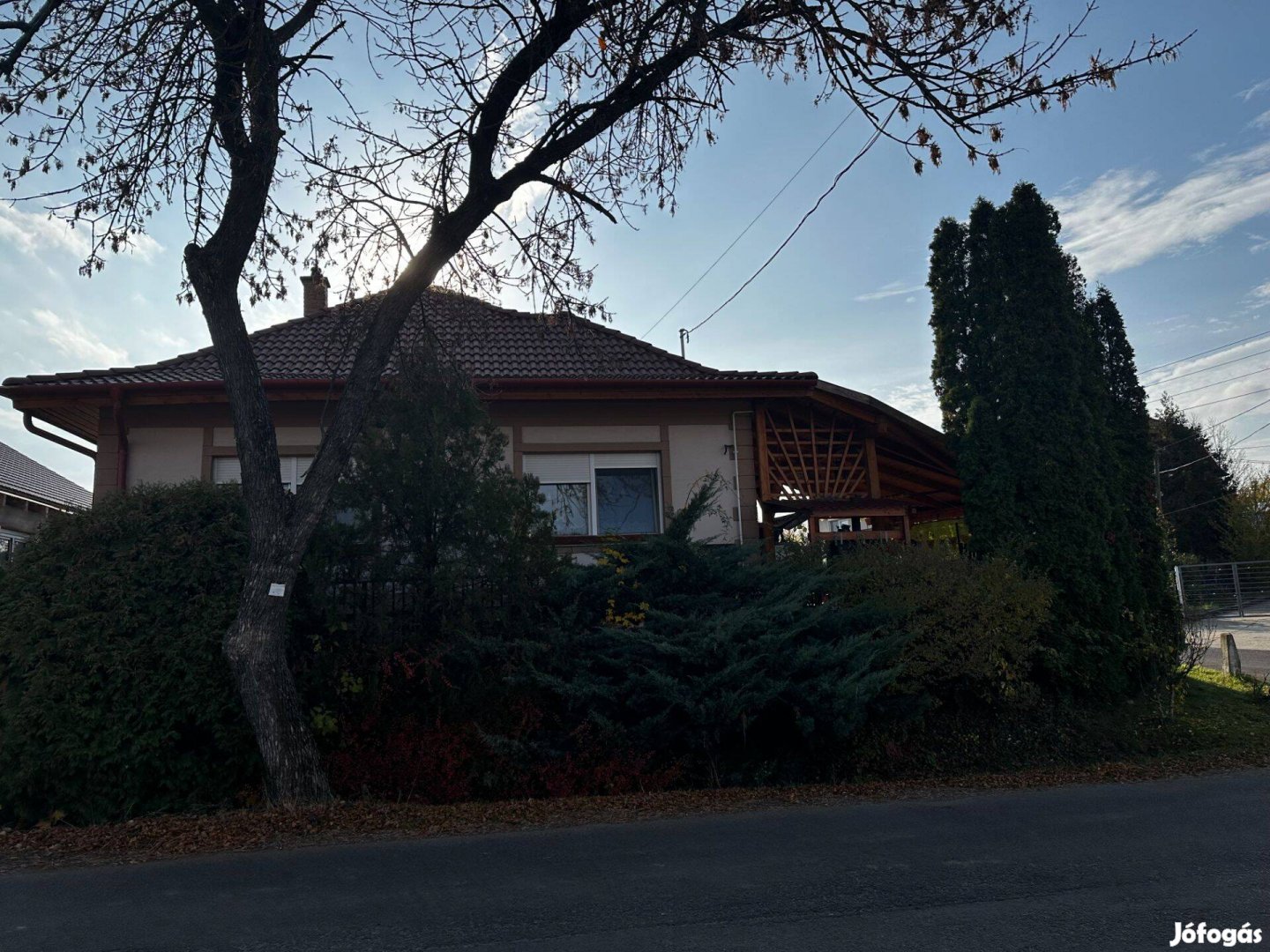 Eladó Egri családi ház