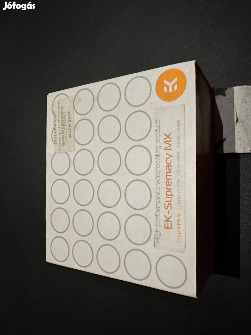 Eladó Ekwb PC vízhűtés több darab fittingek egyben