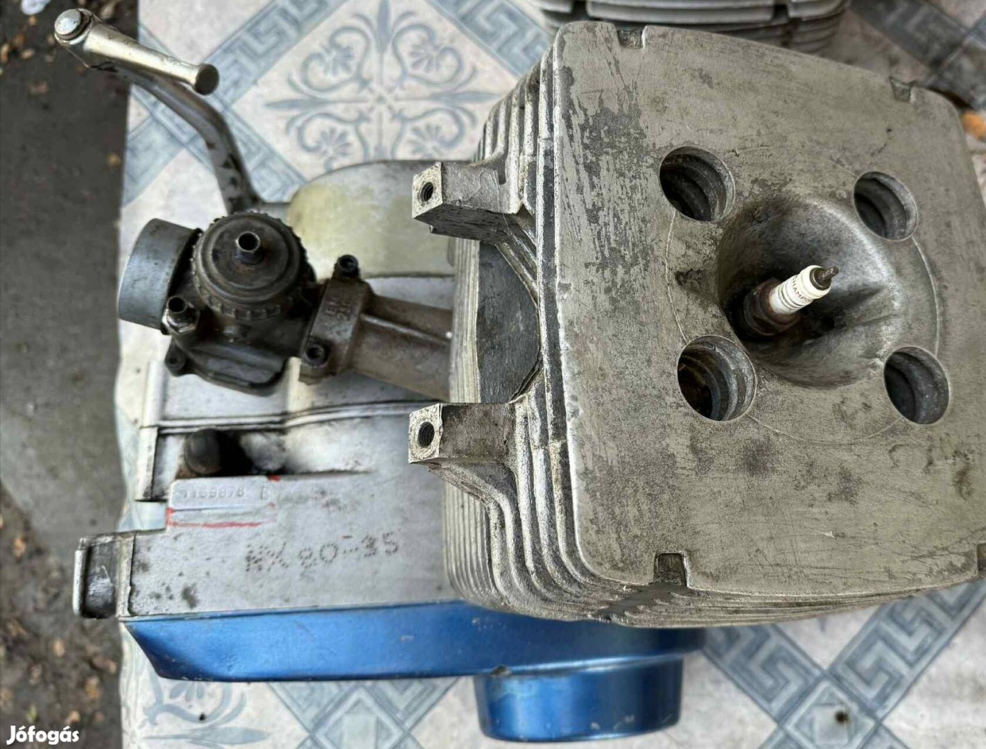 Eladó Etz 250 blokk