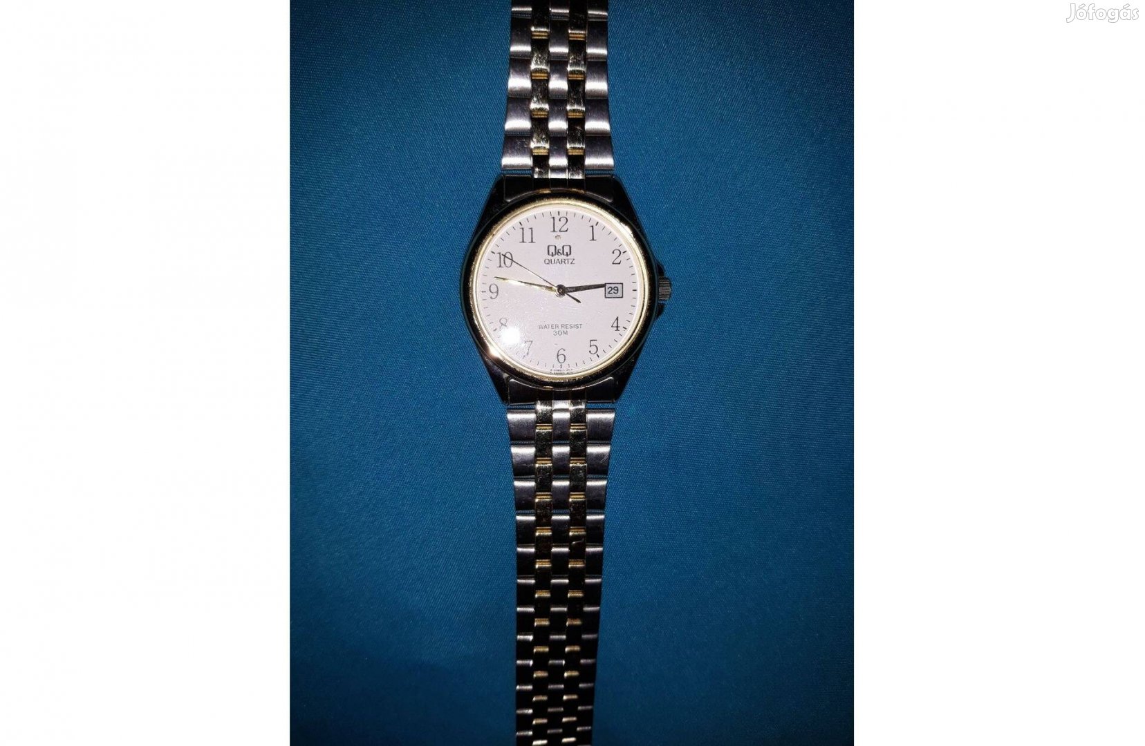 Eladó Férfi Q Q óra!