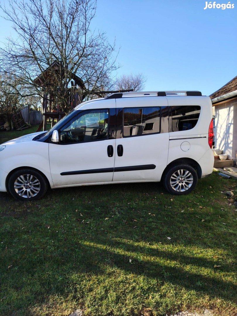 Eladó Fiat Doblo 2.0 dízel 5 személyes