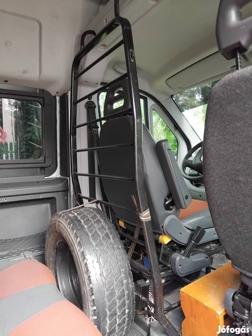 Eladó Fiat Ducato 120 multijet panorámás 9 személyes busz