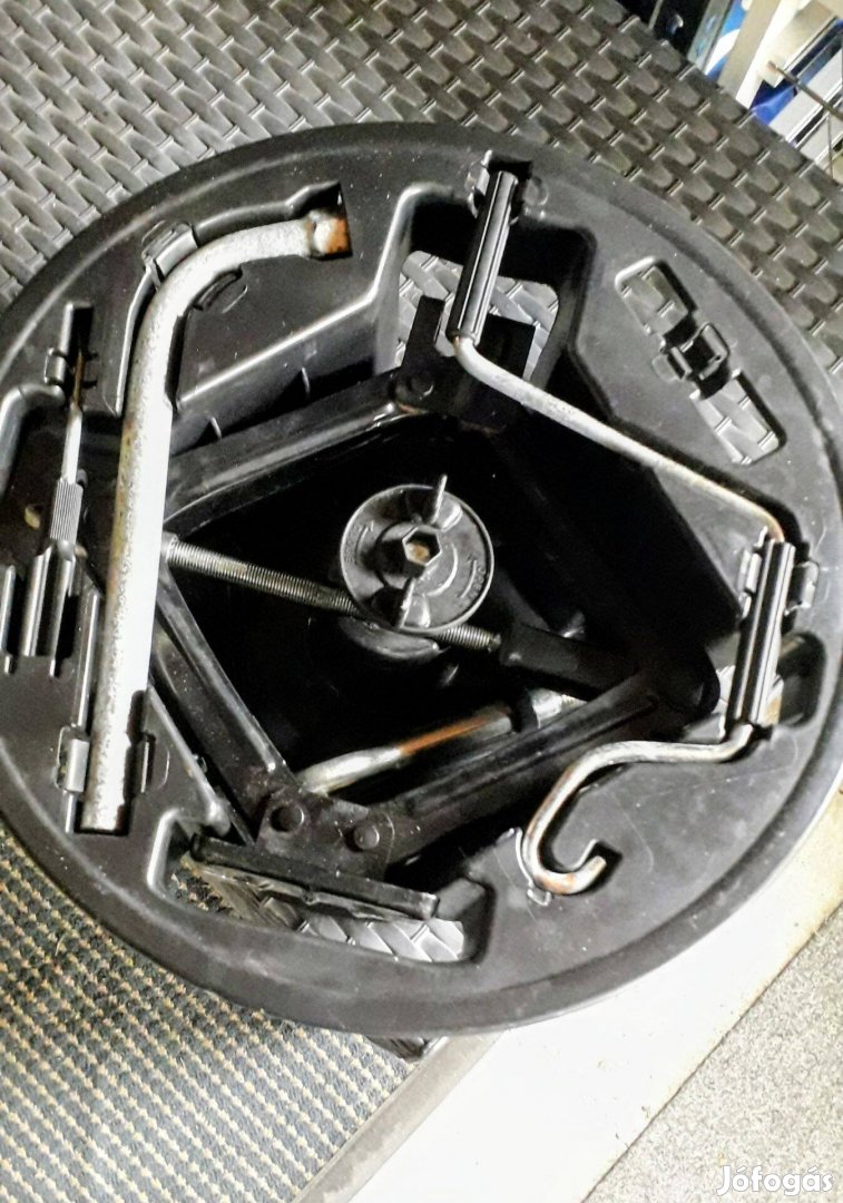 Eladó Fiat Linea kerékcsere szett