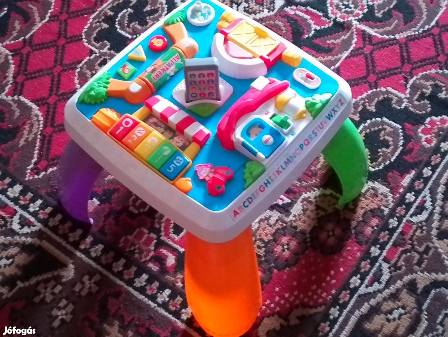 Eladó Fisher Price tanuló asztal