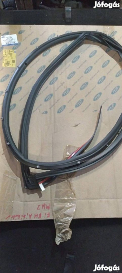 Eladó Ford Fiesta mk7 bal hátsó ajtó kéder gumi