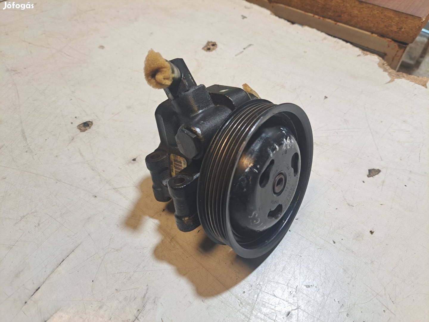 Eladó Ford Focus 1.4 szervószivattyú / szervó pumpa