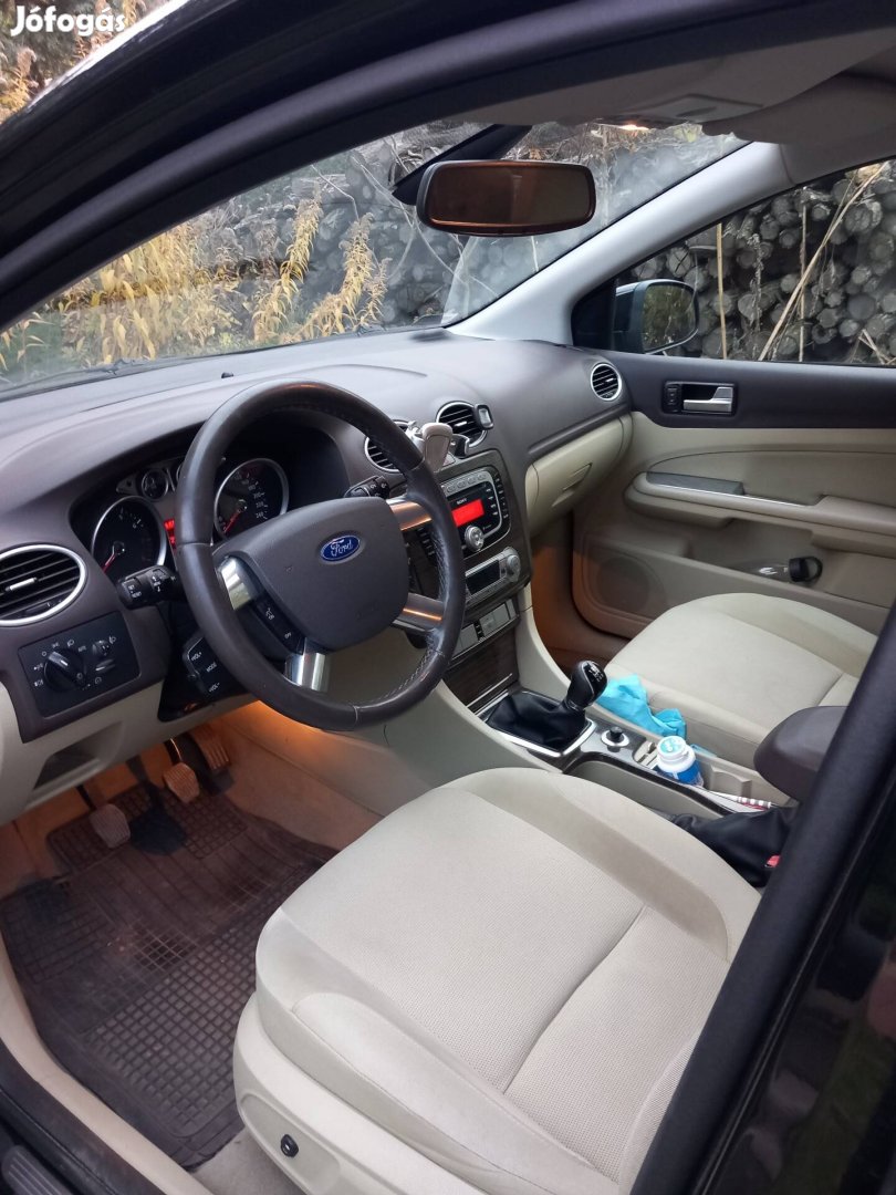 Eladó Ford Focus Kombi 