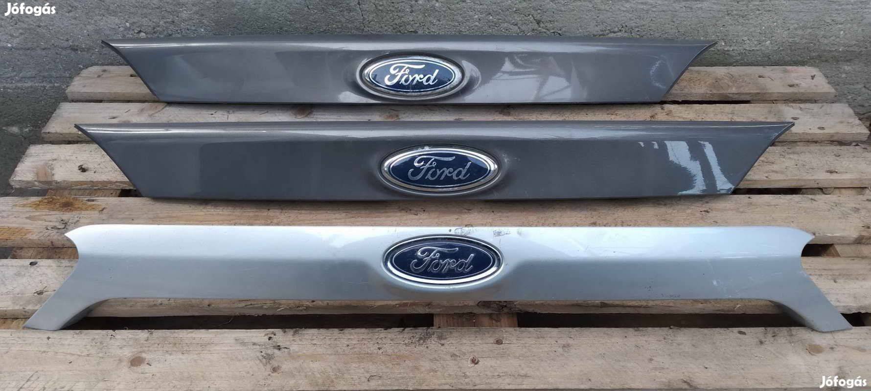 Eladó Ford Focus MK3 csomagtér ajtónyitó gomb 2011 től