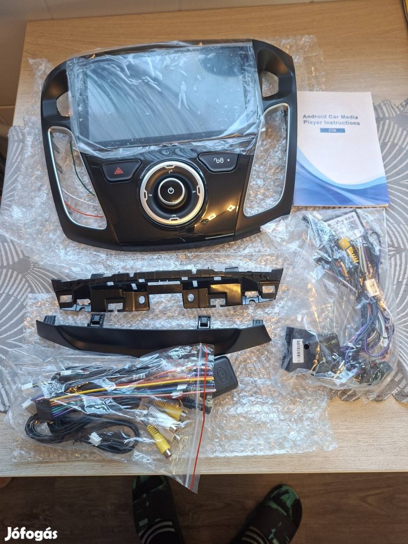 Eladó Ford Focus androidos fejegység.