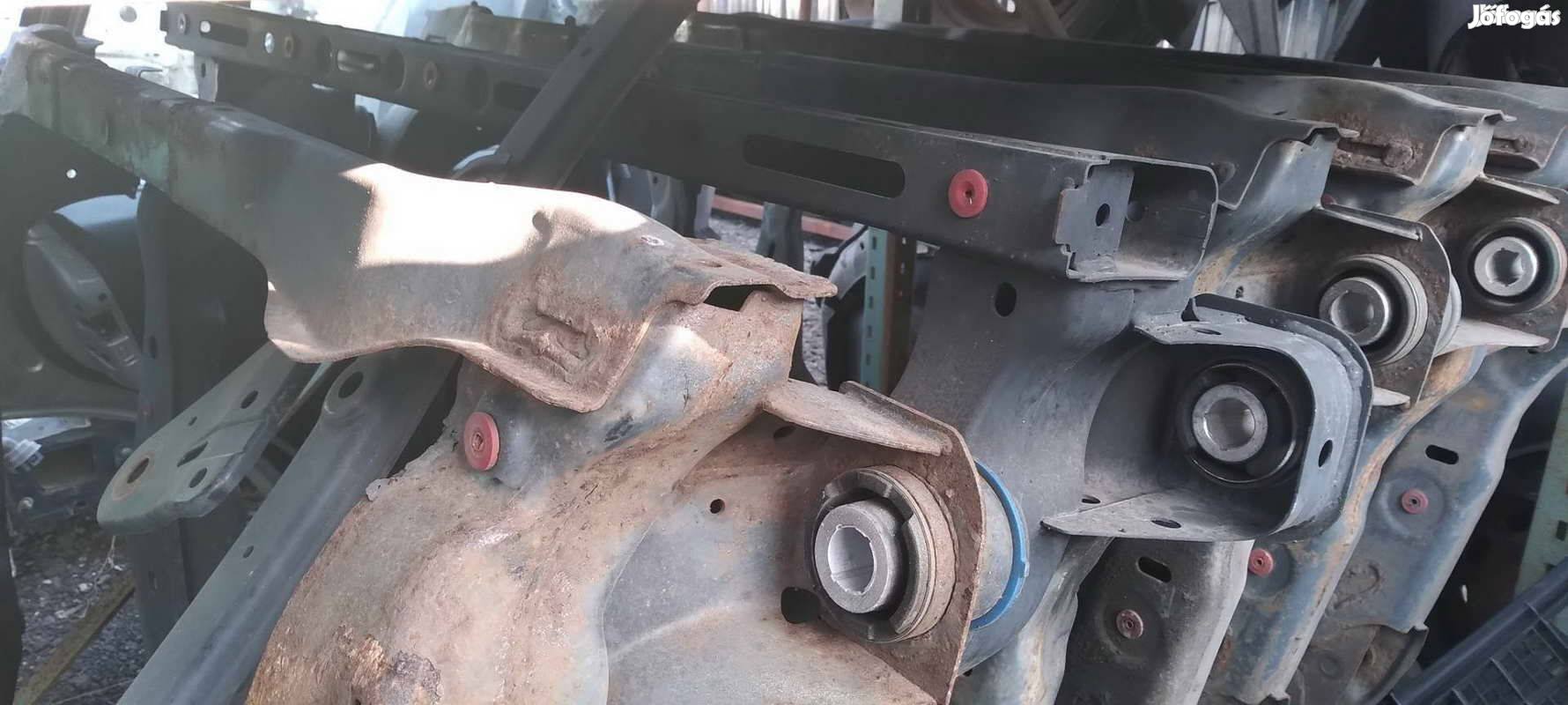 Eladó Ford Mondeo mk4 bölcső