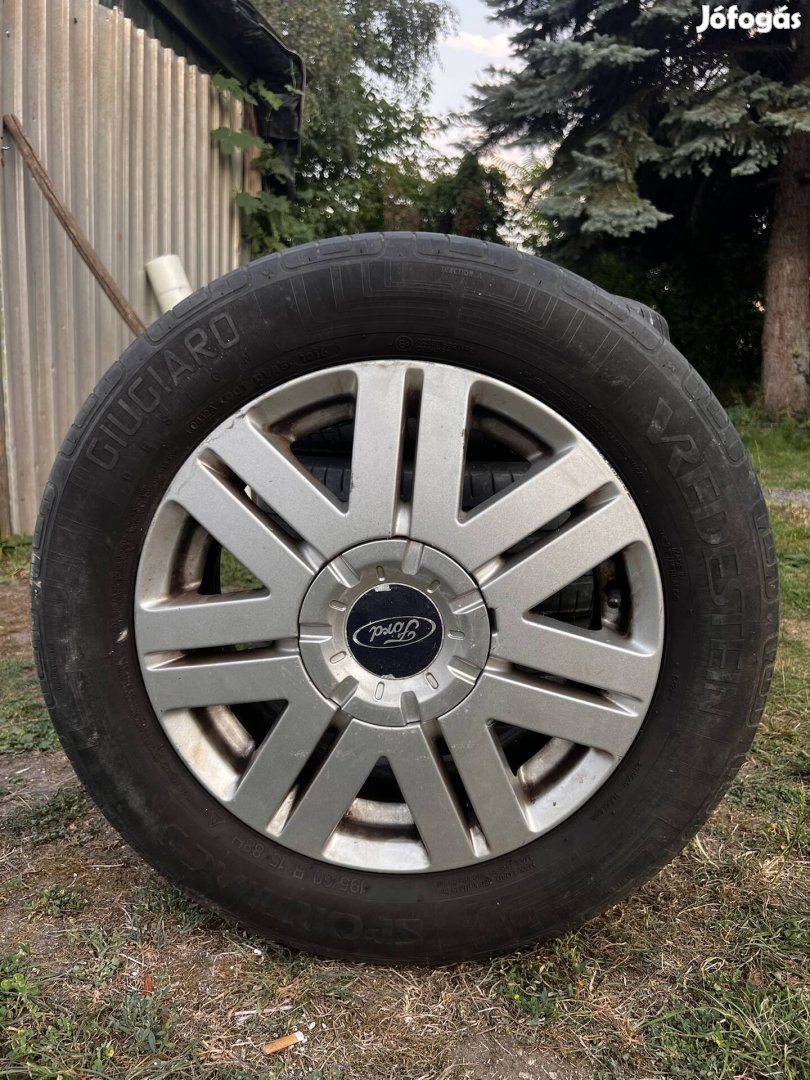 Eladó Ford alufelni 195/60 R15