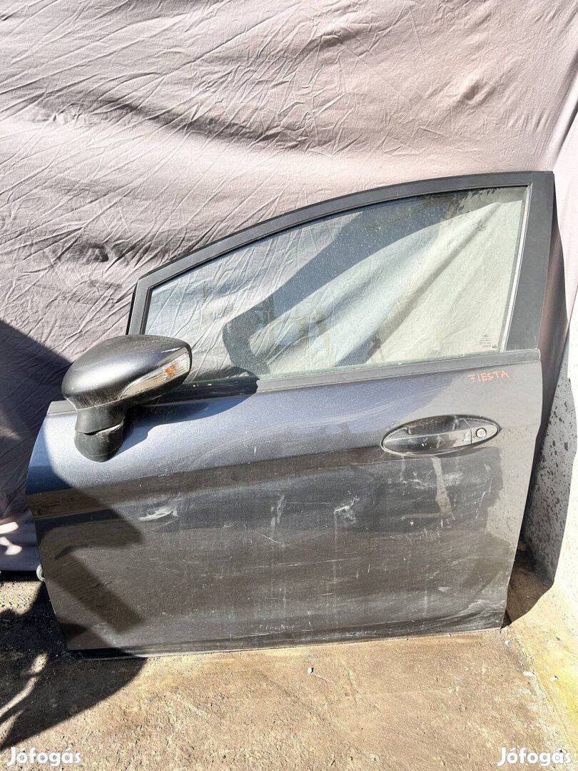 Eladó Ford fiesta mk7 bal első ajtó 5 ajtós