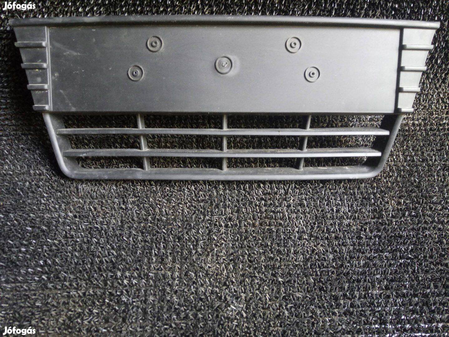 Eladó Ford focus MK3 díszrács 2011 től