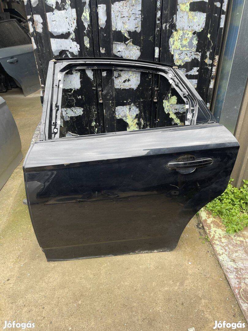 Eladó Ford mondeo mk4 bal hátsó 5 ajtós ajtó
