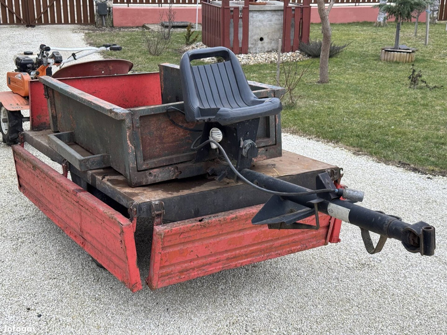 Eladó Fortschritt e930 A41 adapteres kistraktor pótkocsi