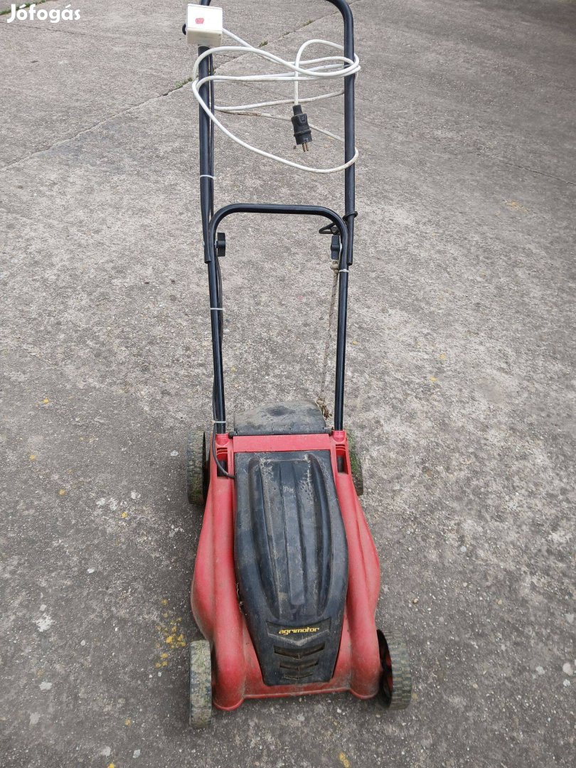 Eladó Fűnyiró nem müködik motor hibás javitásra