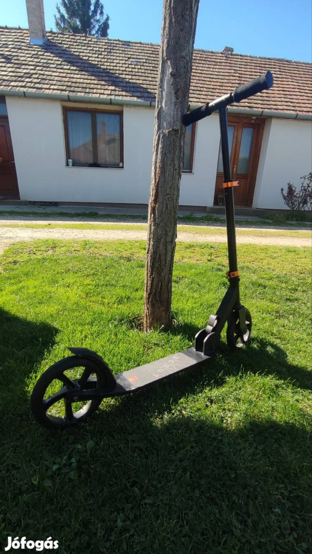 Eladó Globber Scout roller
